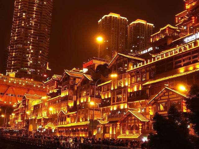 磁器口古镇焕新颜，文化与商业的完美结合之旅