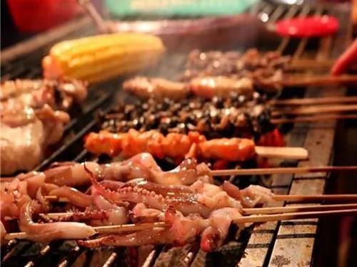 最新烧烤大排档招租，与自然美景的邂逅，追寻内心平静的餐饮之旅